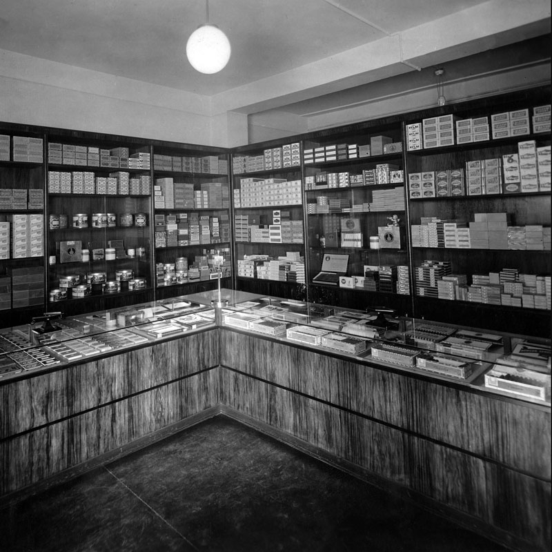 Altes Zigarrengeschäft, Theresienstrasse